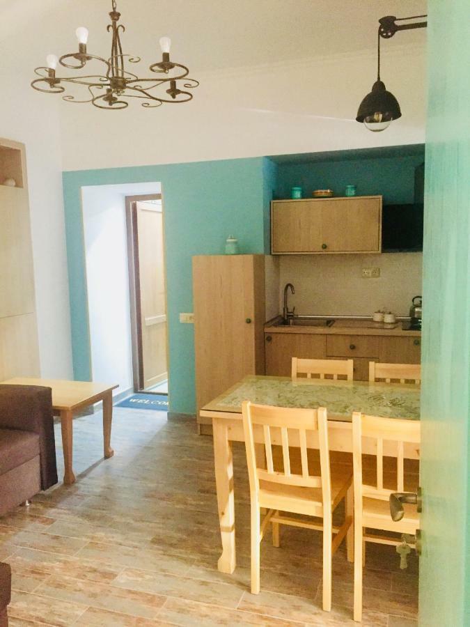 Dari Apartament Tbilisi Eksteriør billede
